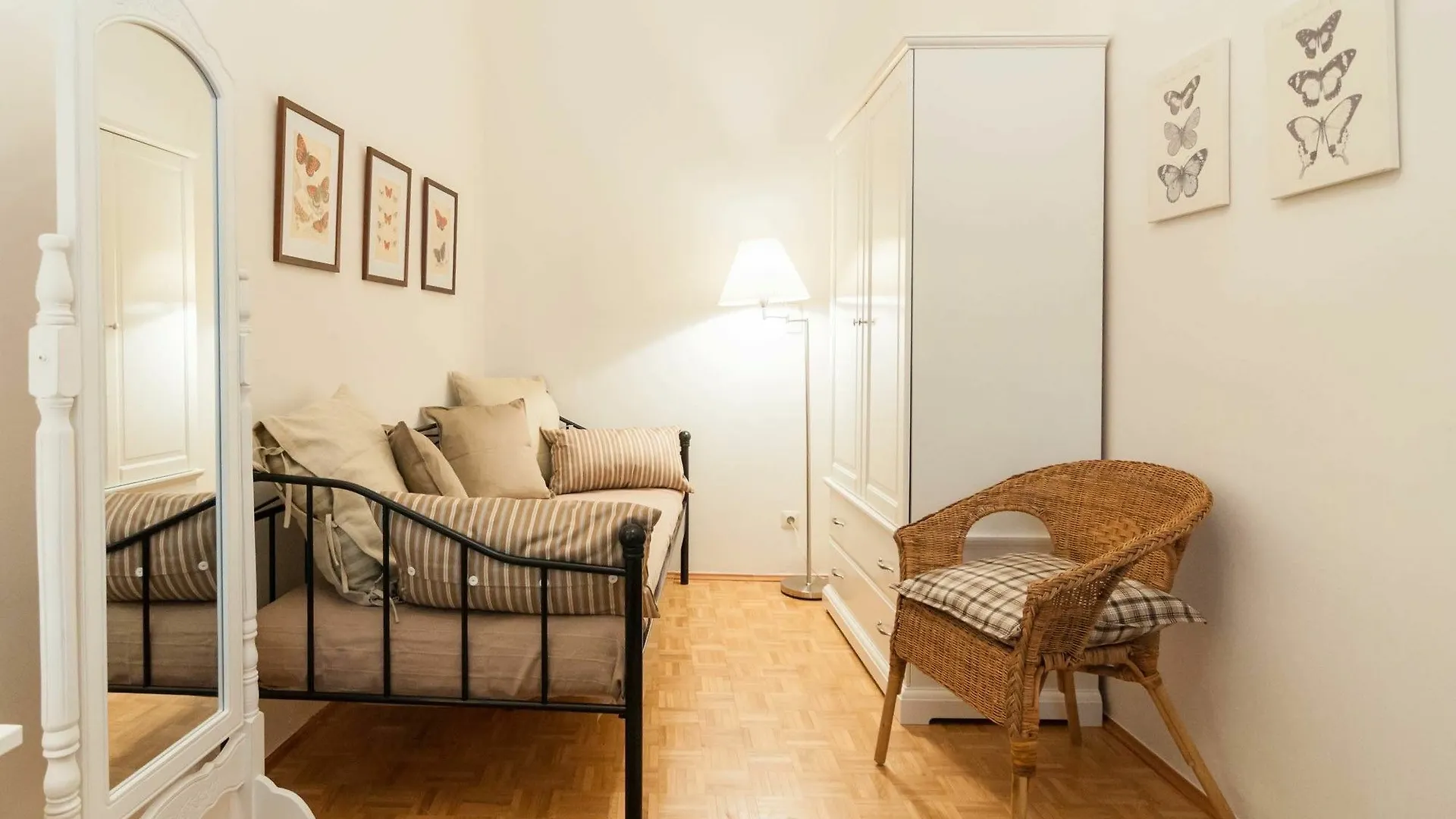 Elegantvienna Apartment 0*, Viena Austria